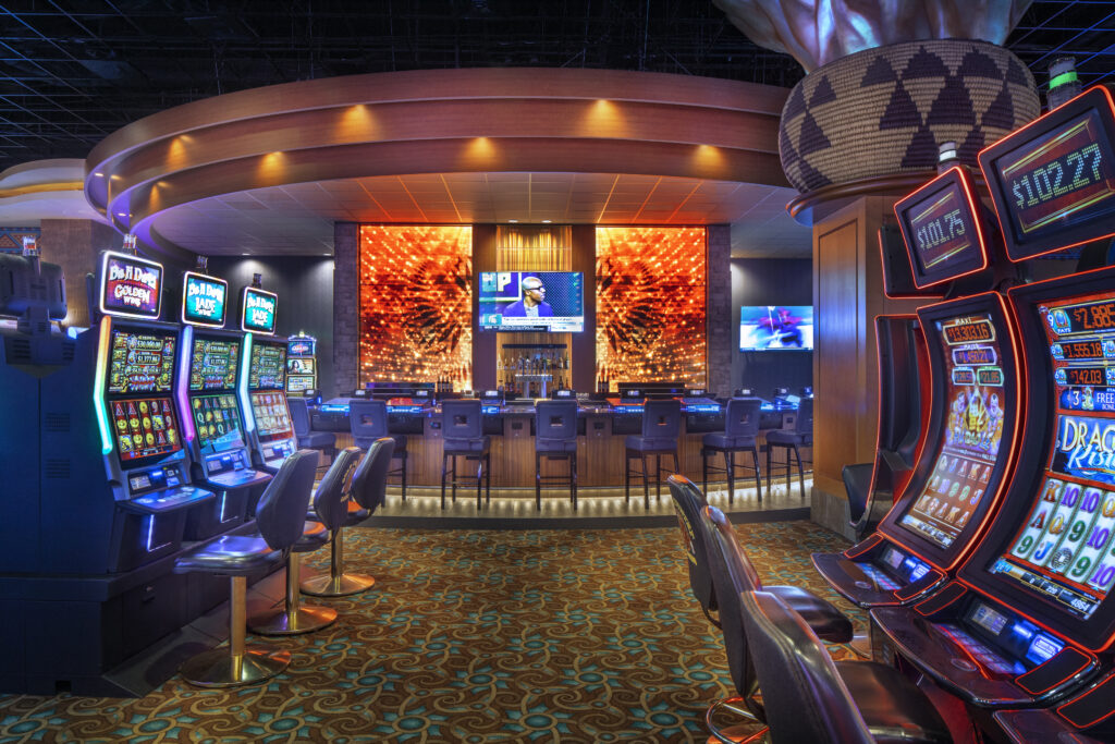 Oroville, Casino bar and slot machines at Gold Country Casino Resort.