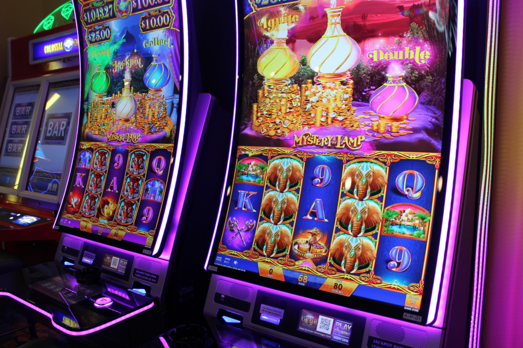 Popular Slot Machines: Mystery of the Lamp